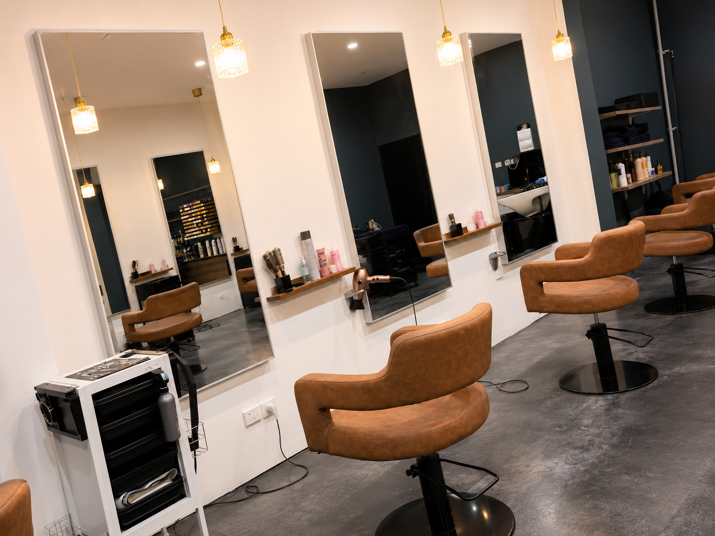 Bloomy Hair Salon placeholder shop image